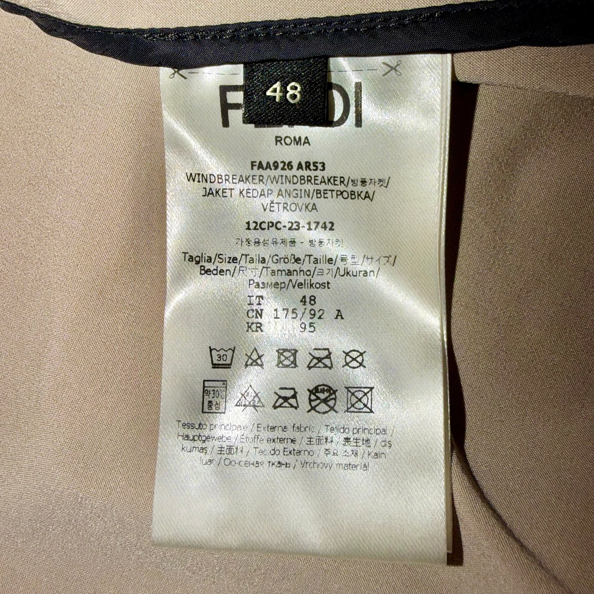 Fendi 2022 Men's Gradient FF Logo Hooded Windbreaker Jacket