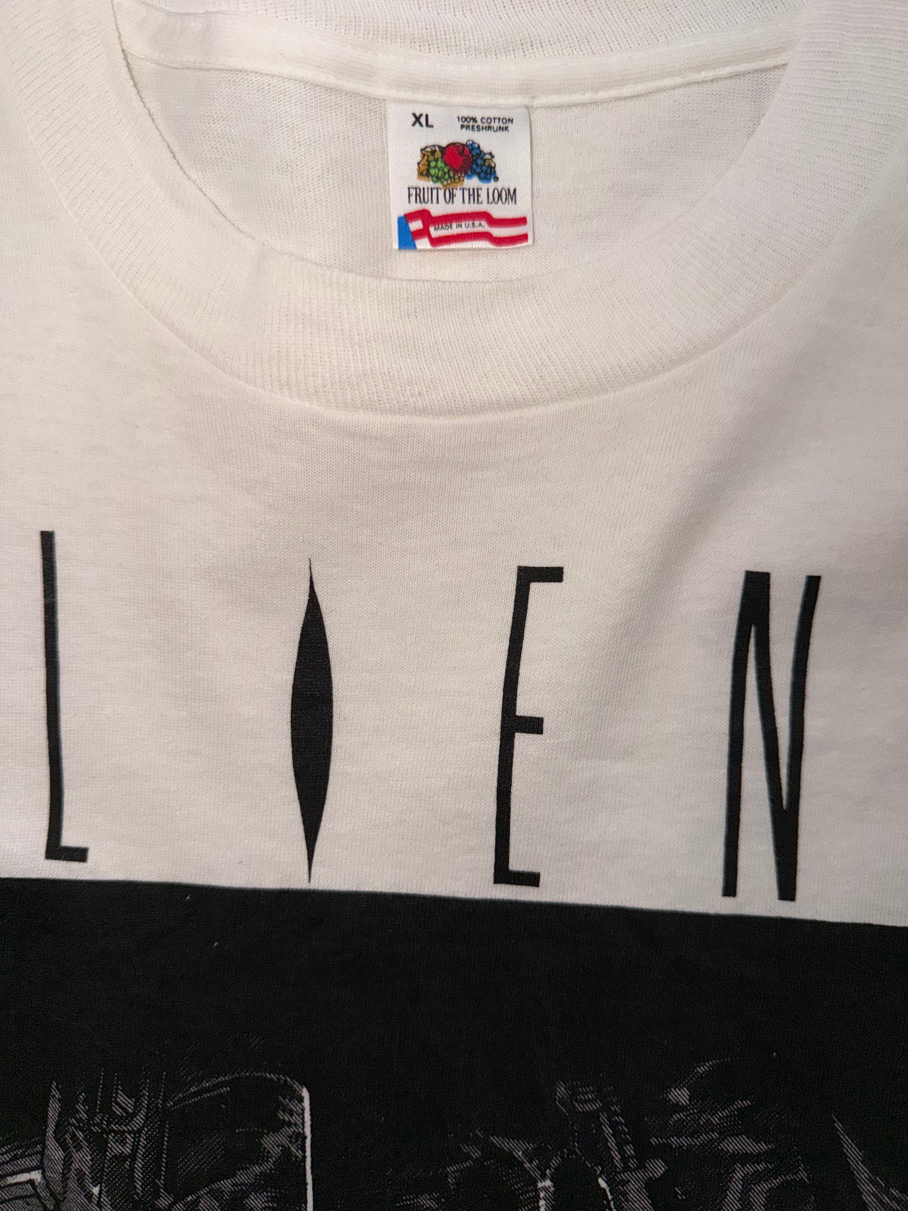 Vintage 90's Aliens T-Shirt