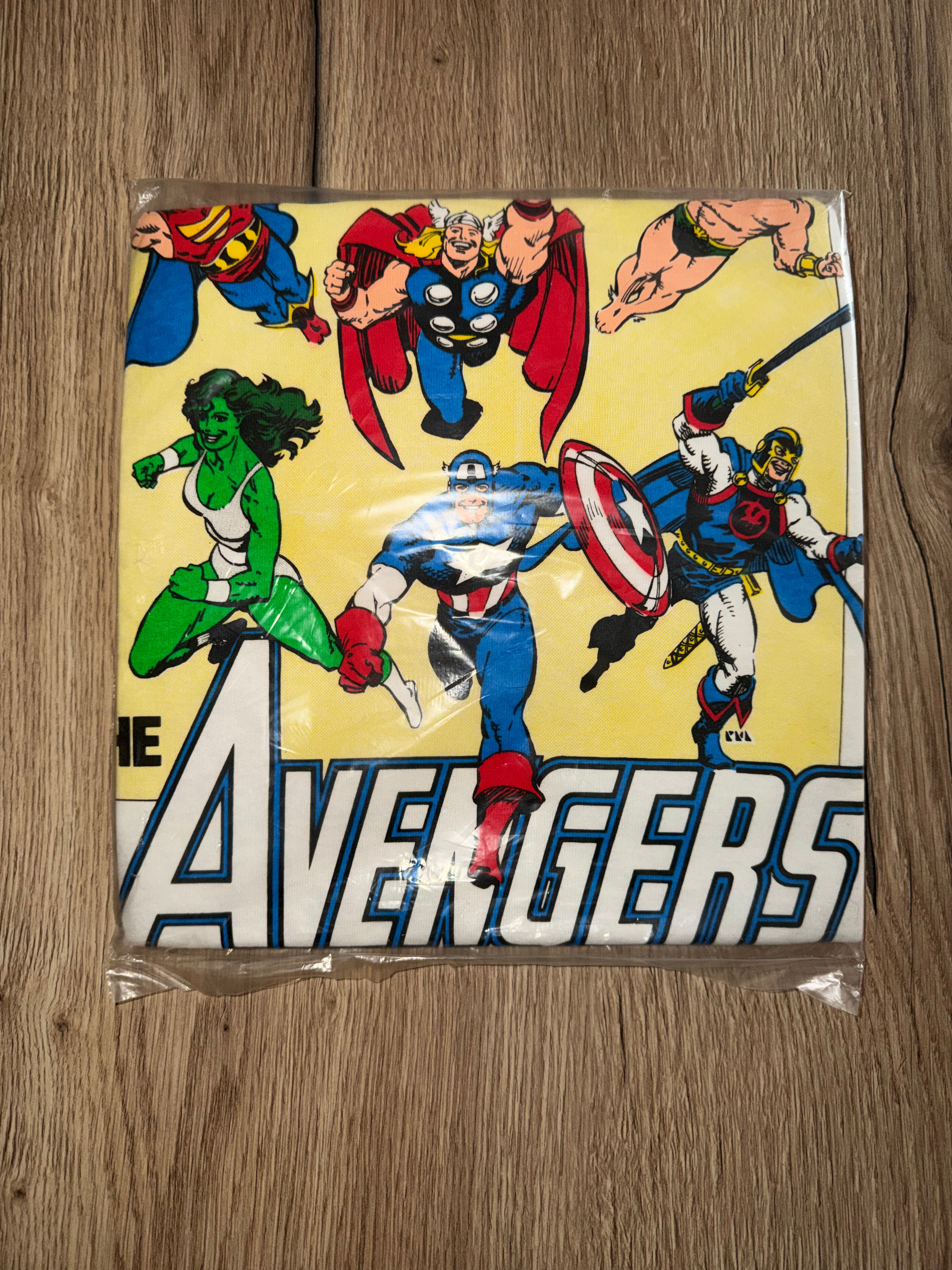 Vintage 90's The Avengers Marvel T-Shirt