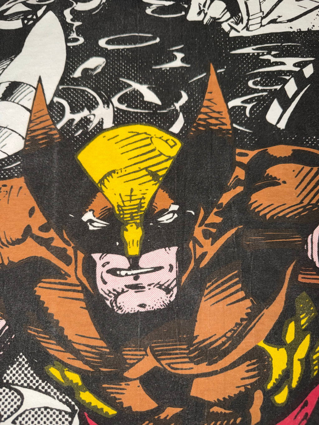 Vintage 90's Wolverine Psylocke Marvel T-Shirt