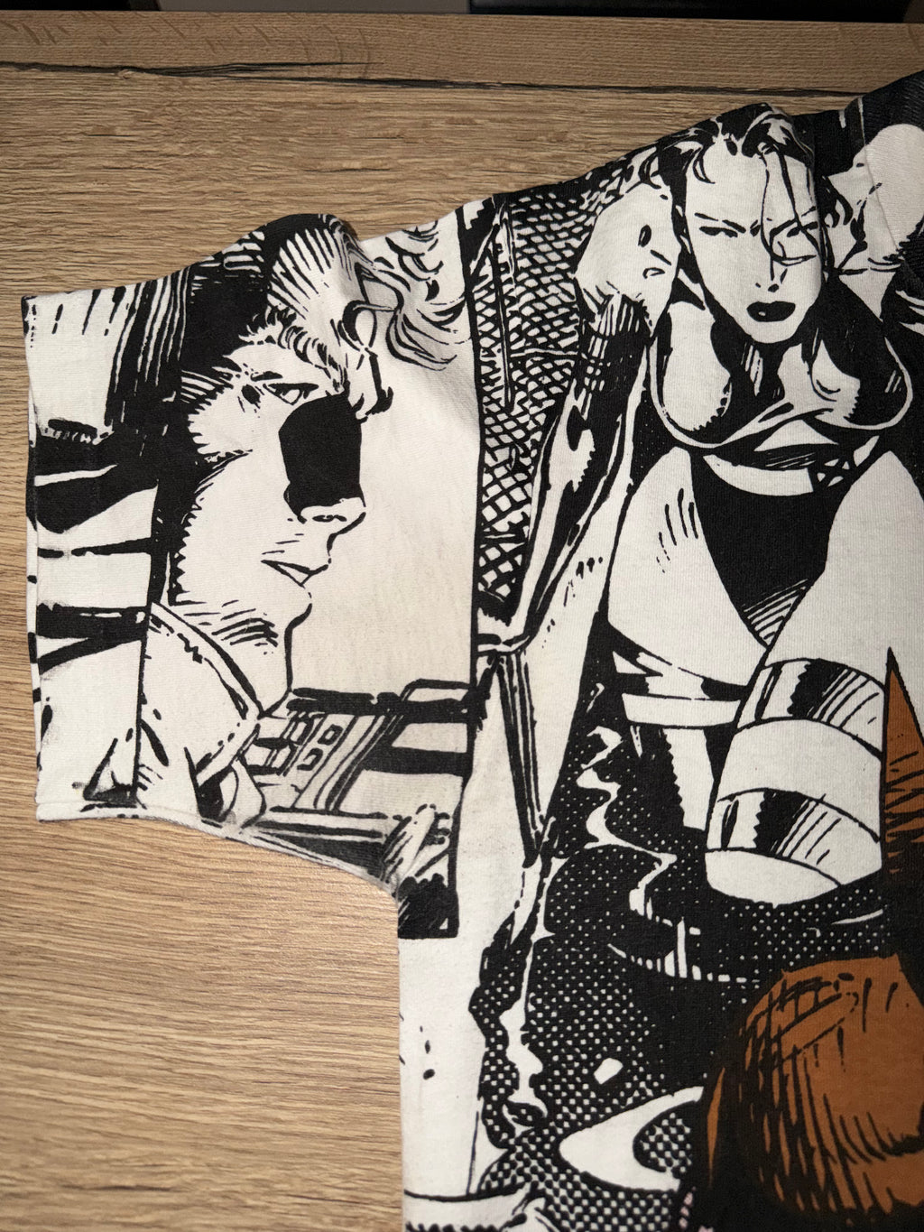 Vintage 90's Wolverine Psylocke Marvel T-Shirt