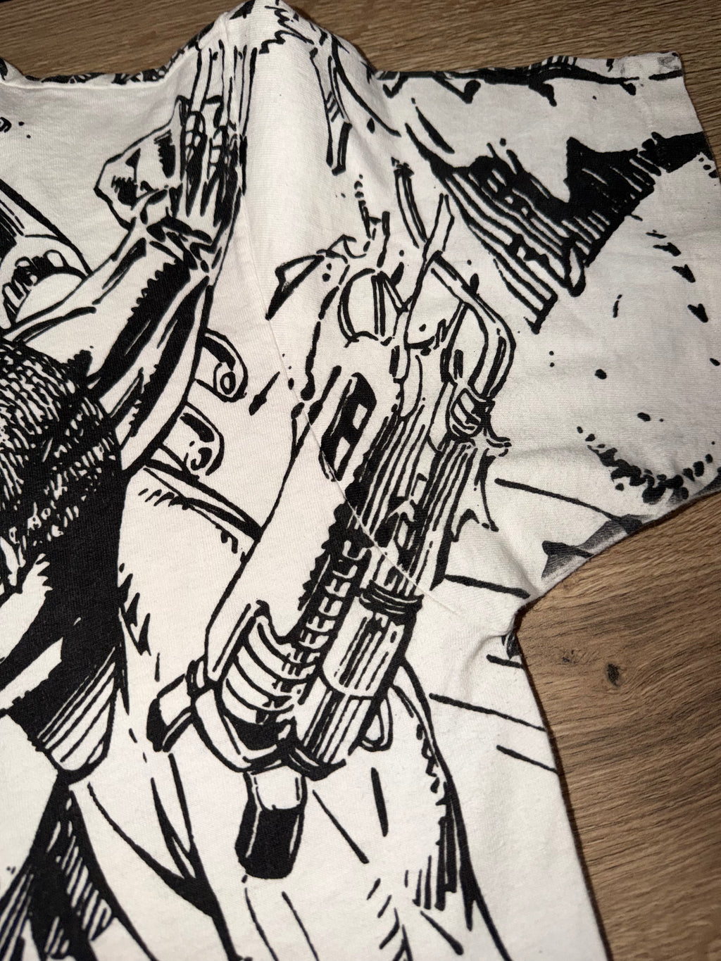 Vintage 90's Wolverine Psylocke Marvel T-Shirt