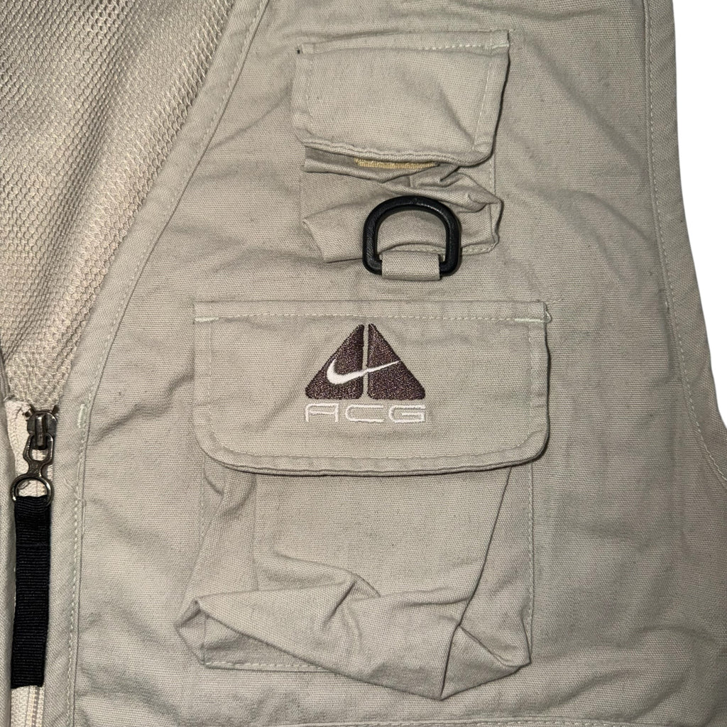 VINTAGE 90's NIKE ACG VEST