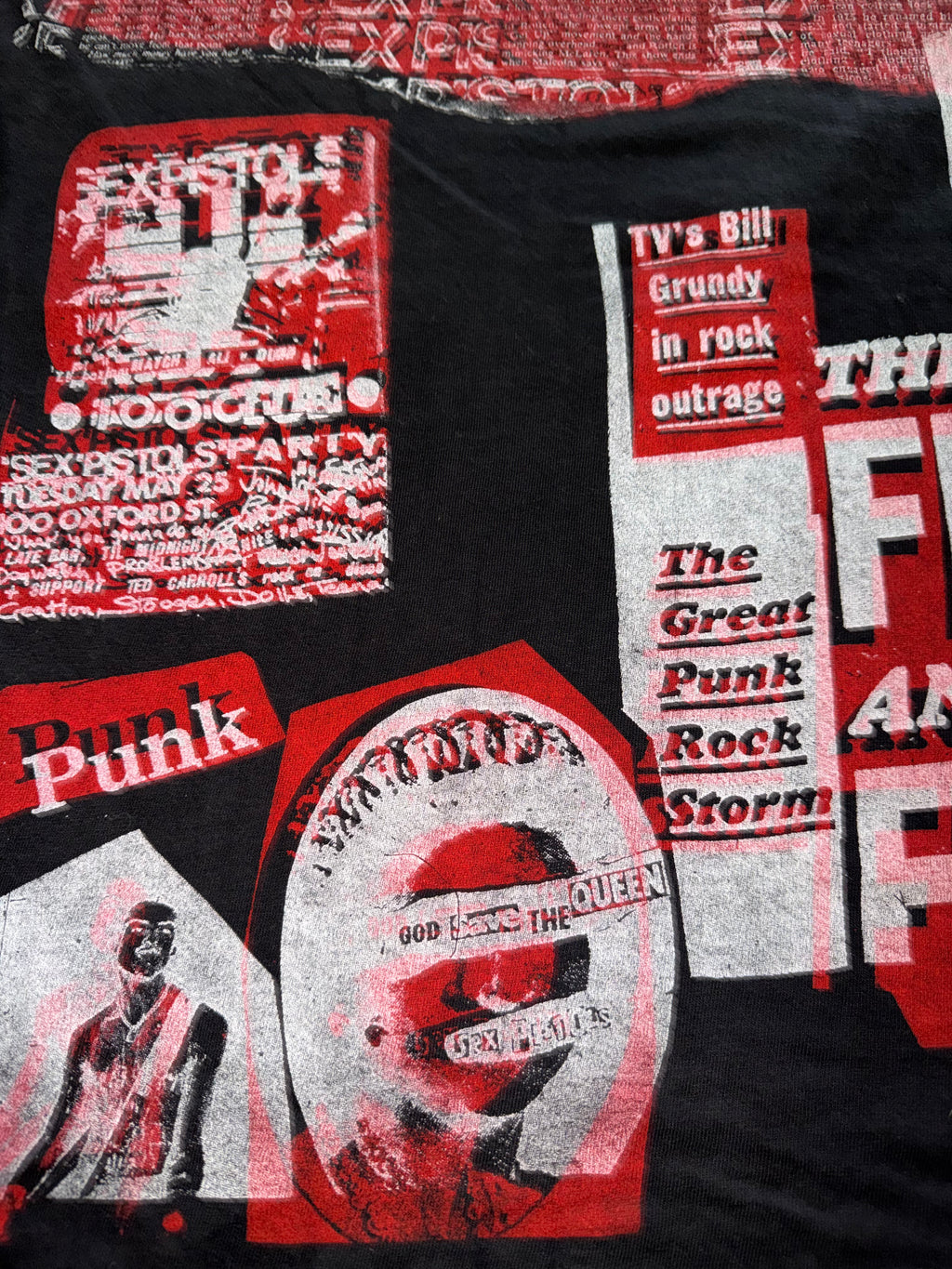 Vintage Sex Pistols 1995 T-Shirt